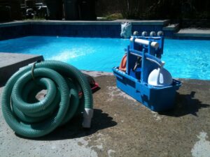 how much does a pool cost to maintain