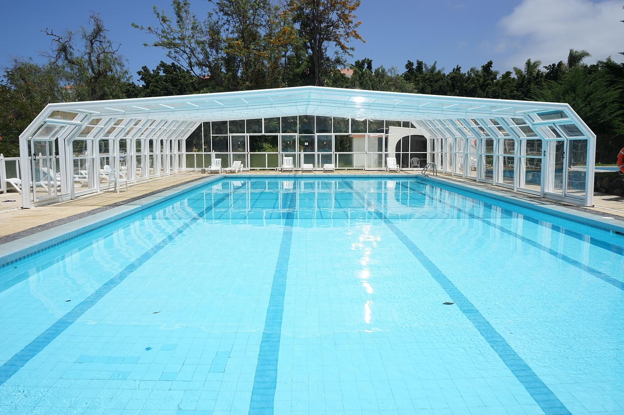 How to Make a Outdoor Swimming Pool