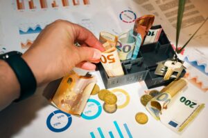 How Much Do Automatic Pool Covers Cost? Pricing Guide & Key Factors