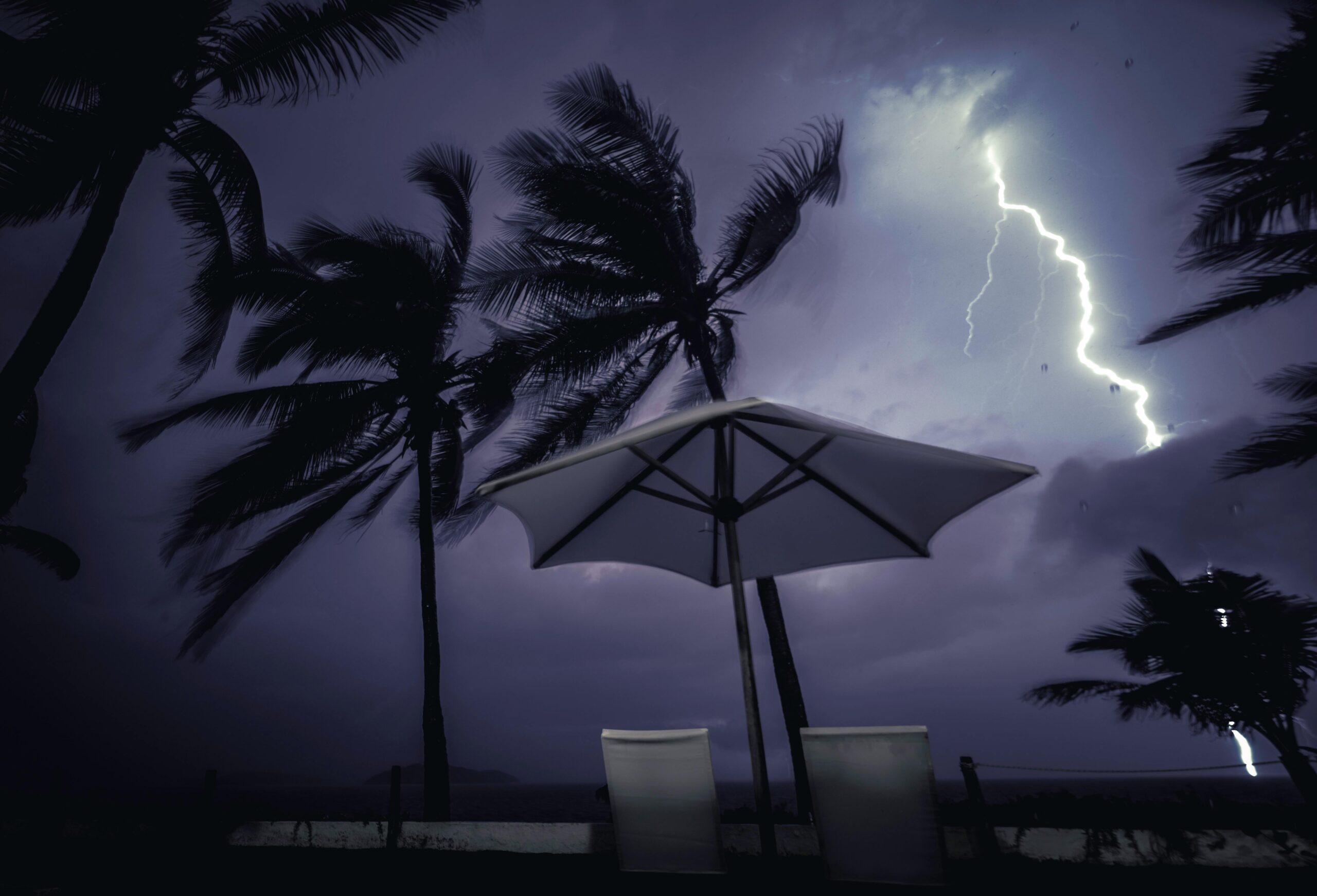 Does Lightning Strike Outdoor Swimming Pools?