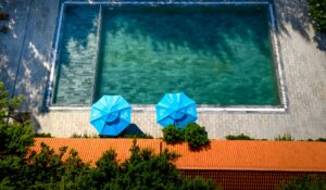 Outdoor Inground Swimming Pools: Design, Cost & Maintenance Guide 2025