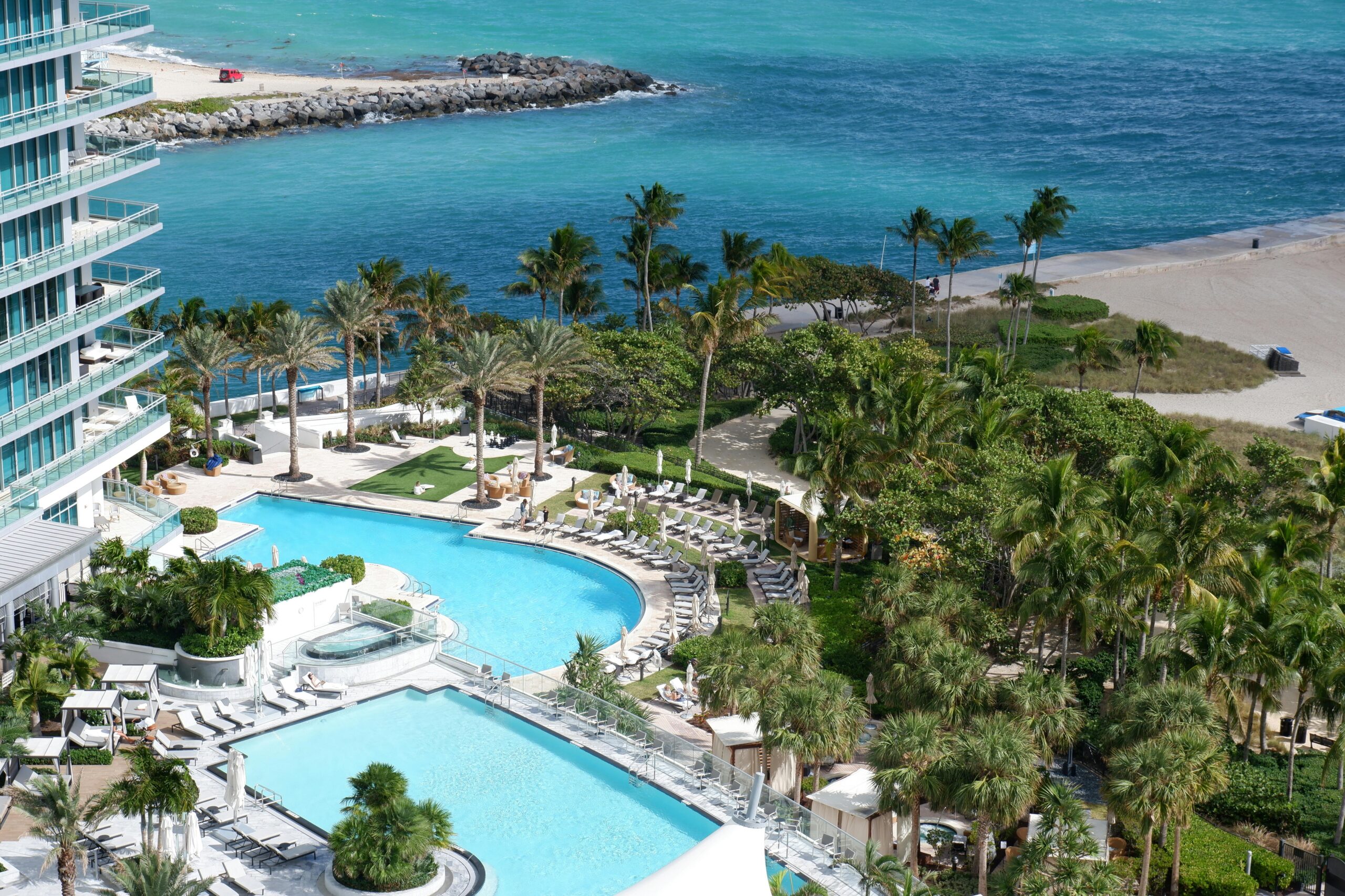 Why Outdoor Pools Need Stabiliser? How CYA Protects Your Water