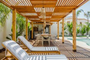 Outdoor Pool with Pergola: Design Ideas for Stylish Shade