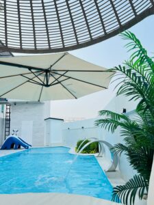 Outdoor Pool Decorating Ideas: Stylish Backyard Design Tips