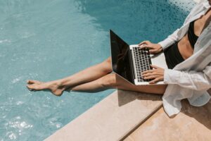 Best Pool Builders for Smart Pool Automation & Modern Backyard Tech