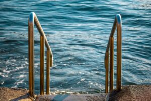Beach-Entry Pool: Design Ideas, Benefits & Inspiration
