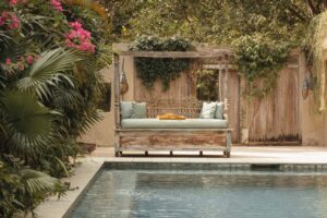 Dream Backyard Pool Ideas: Design Tips for a Stunning Oasis